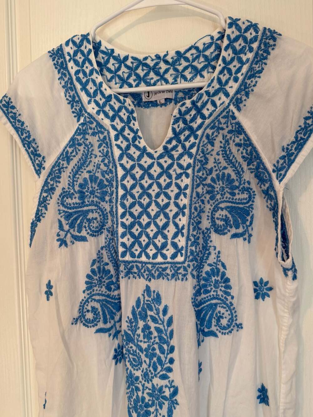 Jayshree Dalal White and Blue Embroidered Cotton Tunic Top Size L